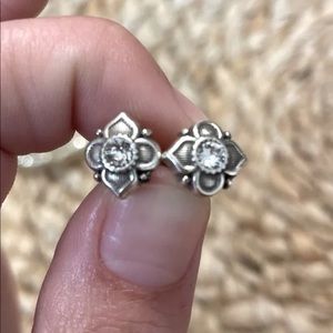 Silver Brighton studs